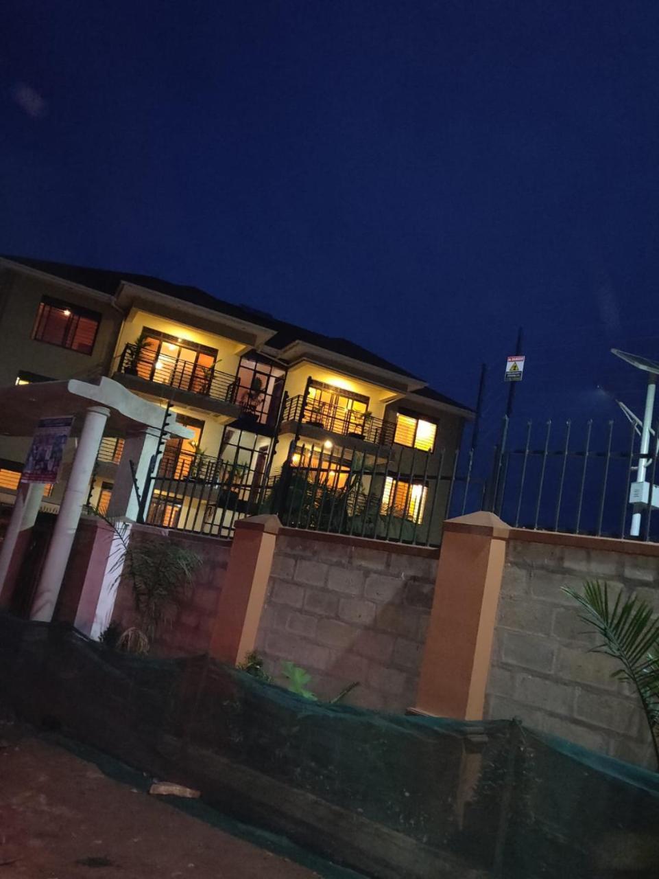 Kampala Suburbs Apartment Exteriör bild